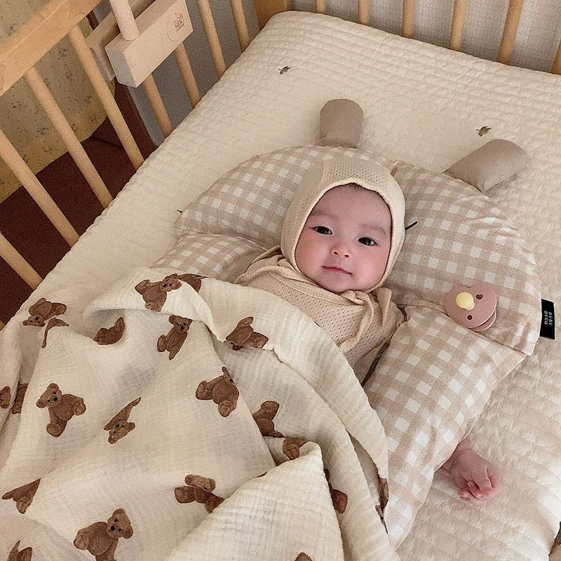 الدب طباعة الطفل البطانيات الو - مراجعة Muslin Swaddle Wrap وسعره