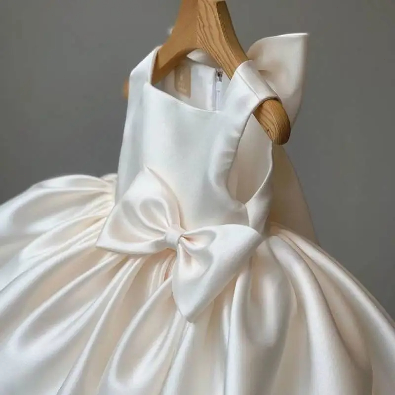 فستان حفلات للفتيات الصغيرات ب - مراجعة Baby Clothing Girls وسعره
